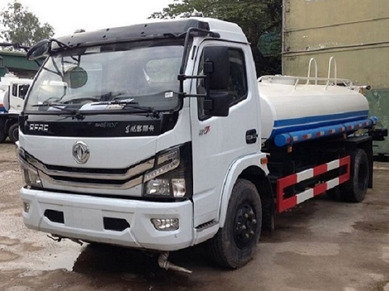 xe téc phun nước rửa đường Dongfeng 5 khối do Đông Phong Việt Nam Nhập Khẩu 1